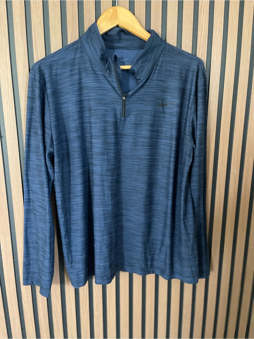 Nike Dri fit long sleeve sweater